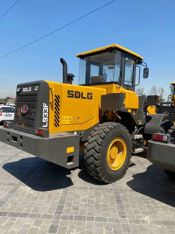 Фронтальный погрузчик SDLG L933F (1,8 m³ / 2.1 m³) Навоий — фото 1