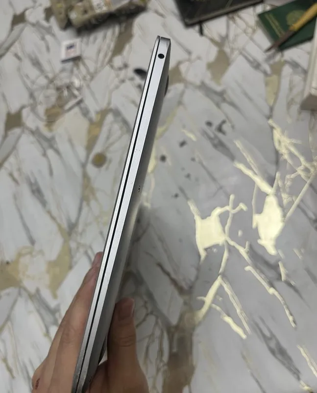Macbook air i5 2019 2 Macbook air i5 2019 2