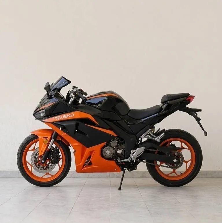 Moto kavasaki 400 kub Moto kavasaki 400 kub