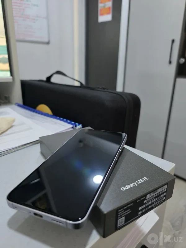 Samsung S25 FE — идеальное состояние 2 Samsung S25 FE — идеальное состояние 2