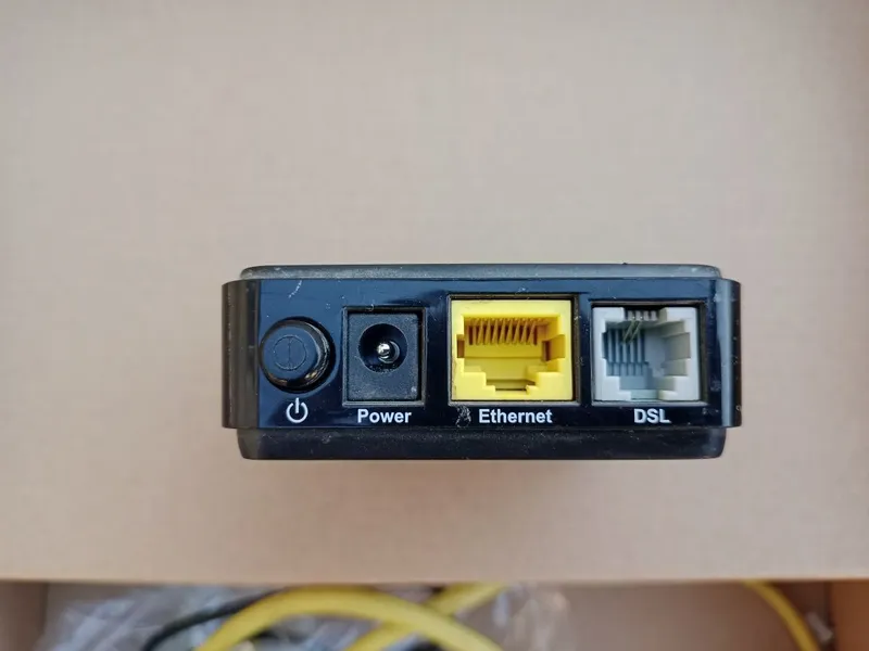 Wi Fi роутер ADSL modem — фото 1 Wi Fi роутер ADSL modem — фото 1