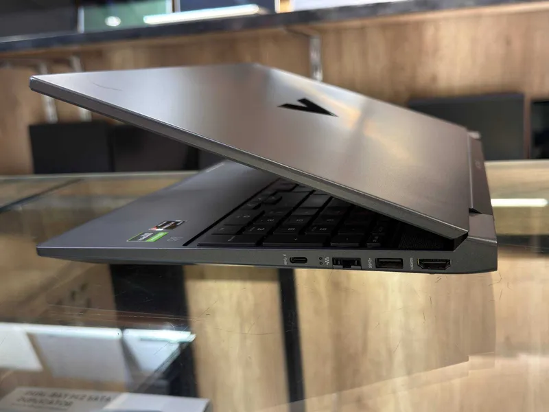 HP Victus 16 Ryzen 5 5600H ram 16 ssd 512 GTX 1650 4Gb — фото 2