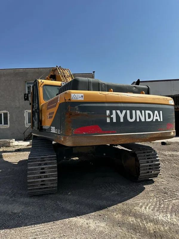 Hyundai 300 екскаватор срочна сотилади !!! 2 Hyundai 300 екскаватор срочна сотилади !!! 2