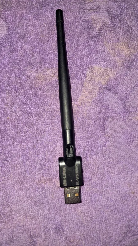 USB WIFI adapter antennali 300Mbps Windows uchun