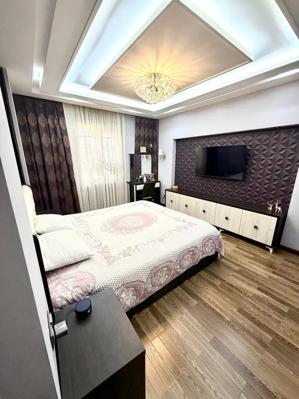 4 xonali kvartira, 150 m2, Mirobod 5