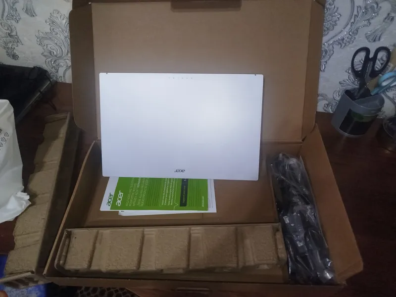 Noutbuk Acer Aspire Go Intel Core 3 N355 — фото 2