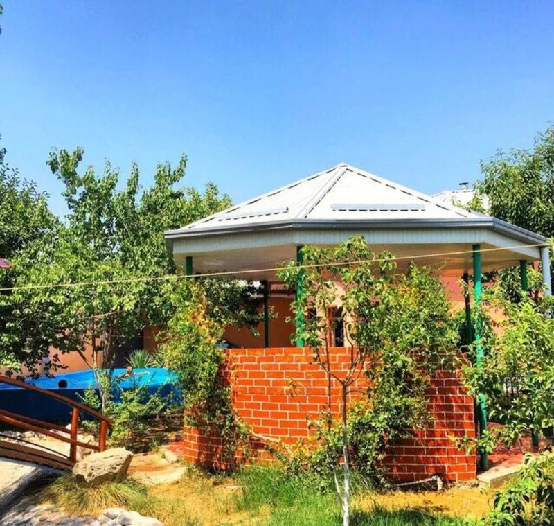 Продаётся хороший дача есть сауна и и бассейн Зелёная зона — фото 1