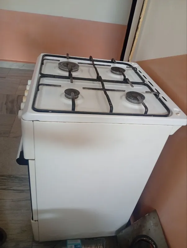 сотилади 1.200.000 состоянияси яхши