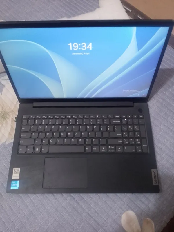 Продаётся Lenovo 15 1 Продаётся Lenovo 15 1
