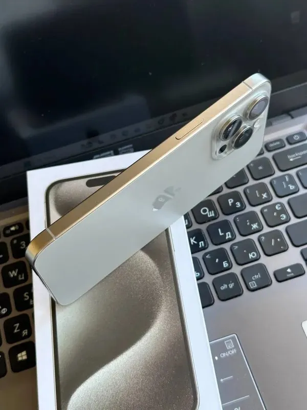 Идеальный 𝐢𝐏𝐡𝐨𝐧𝐞 𝟏𝟓 𝐏𝐫𝐨 𝐌𝐚𝐱 simkarta+esim 256 GB — фото 9