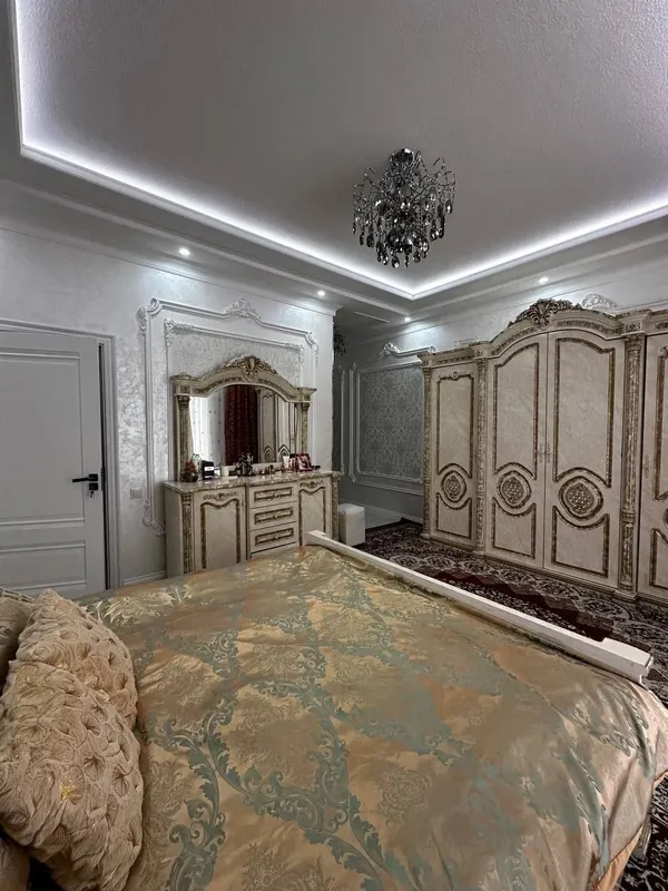 Массив Феруза Греческий городок 8