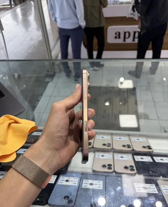iPhone 16 Pro Max 256 GB 86% ideal 3