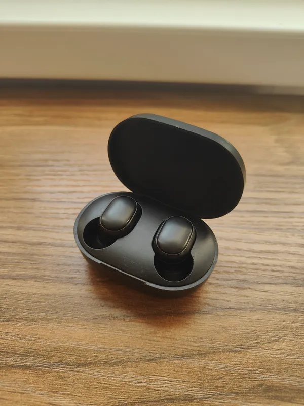 Наушники.Quloqchinlar Redmi airdots 1 Наушники.Quloqchinlar Redmi airdots 1
