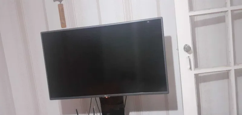 LG smart tv 42 tali LG smart tv 42 tali