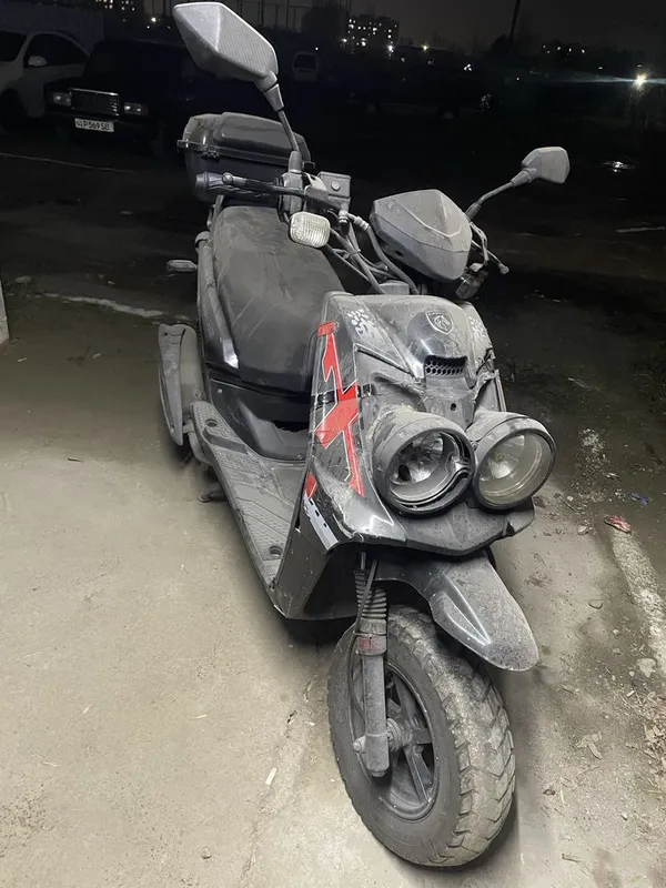 Cavalo skiter benzinda yuradi
