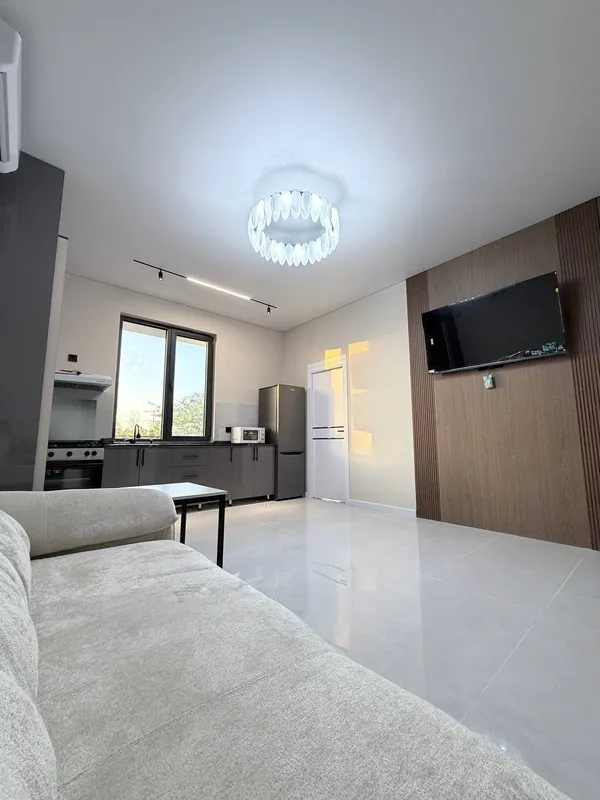 Askiya City ЖКда 3 хонали квартира сотилади 3