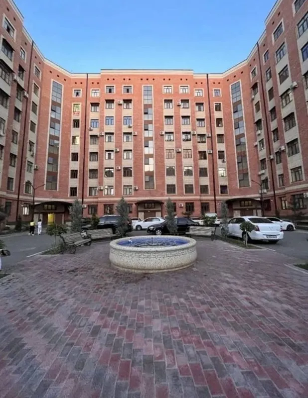Срочно продается новостройка 230 кв.м