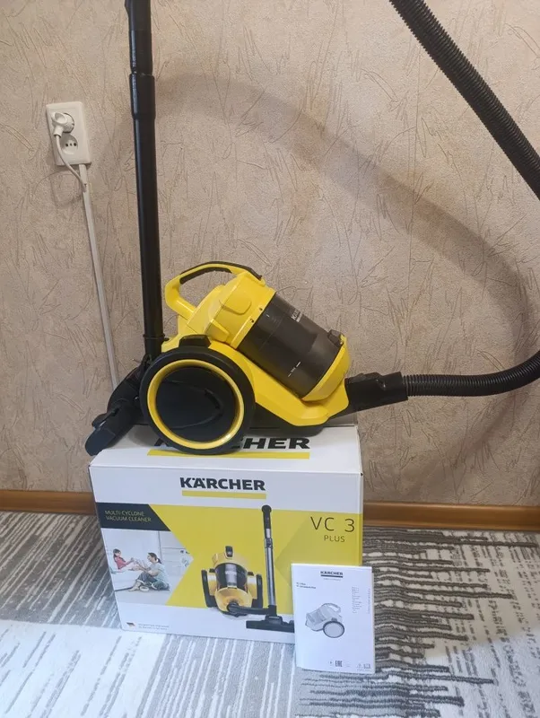 Пылесос Karcher в рабочем состоянии 8 Пылесос Karcher в рабочем состоянии 8