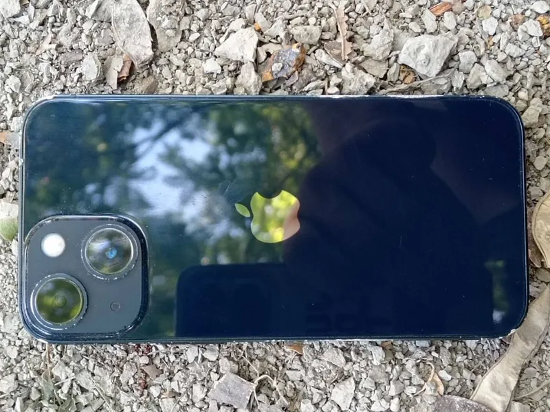 iPhone 13 mini ideal