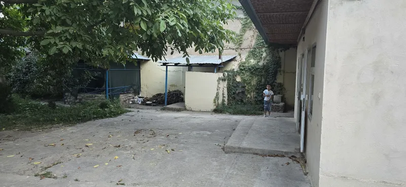 Продаётся дача на Чарваке — фото 1