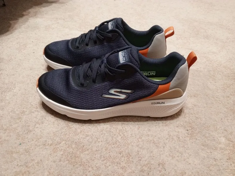 Новые Skechers, оригинал,46 размер