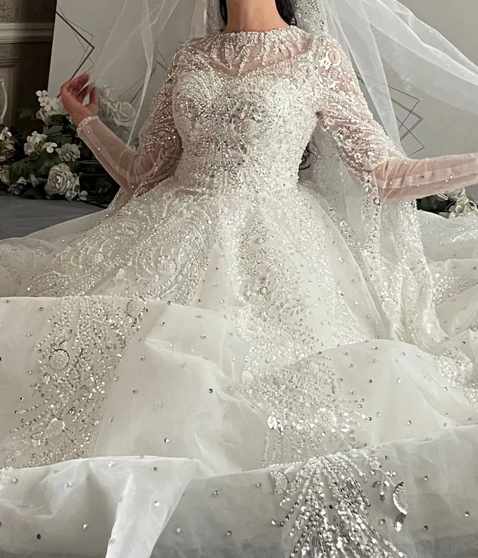 Oq kelin ko’ylak Tel qilin narx kelishtiriladi — фото 1