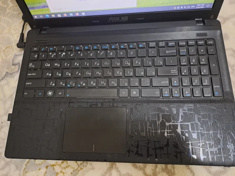 ASUS X55A noutbuk 6 ASUS X55A noutbuk 6