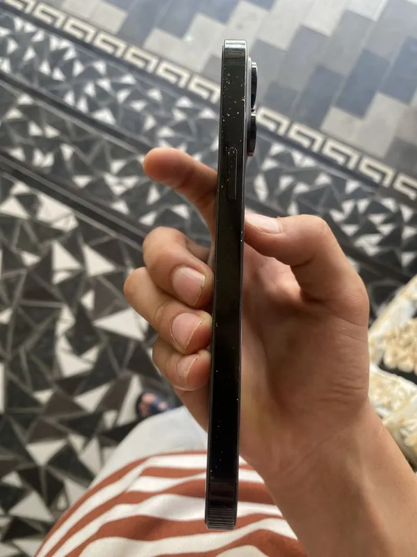 Sotiladi 14 promax Chaqa chuqsi bor — фото 2