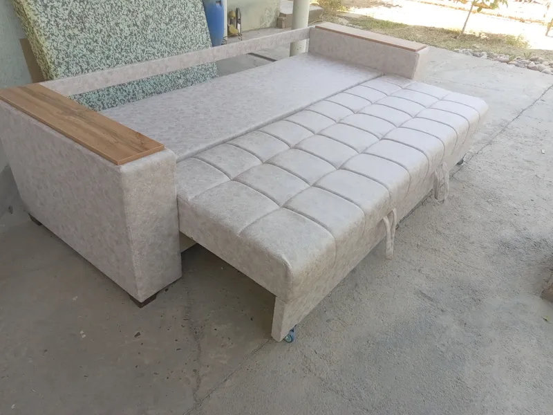 divan raskladnoy razmer 240/140 — фото 1