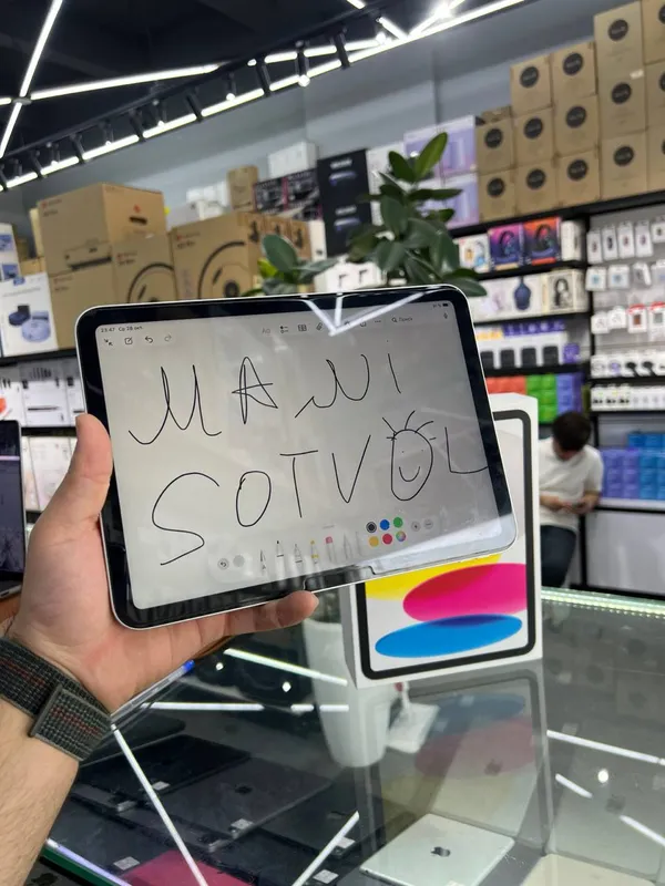 iPad A16 6
