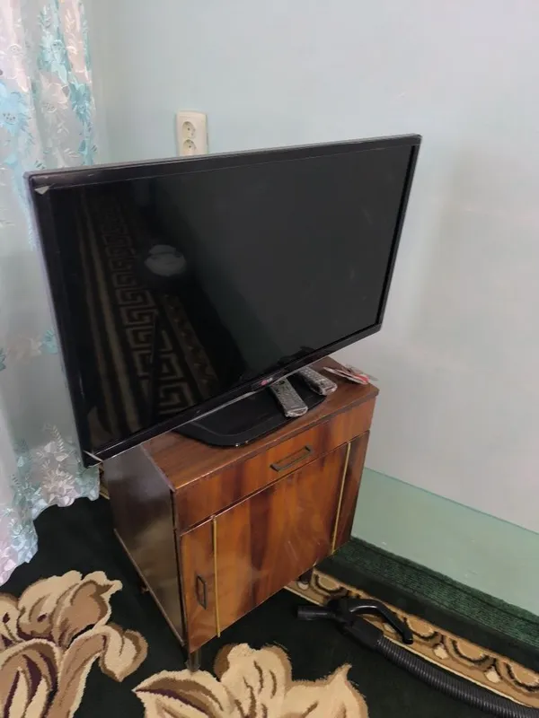 Телевизор Lg32 + тюнер Star track galaxy ll + большая параб.антенна — фото 3