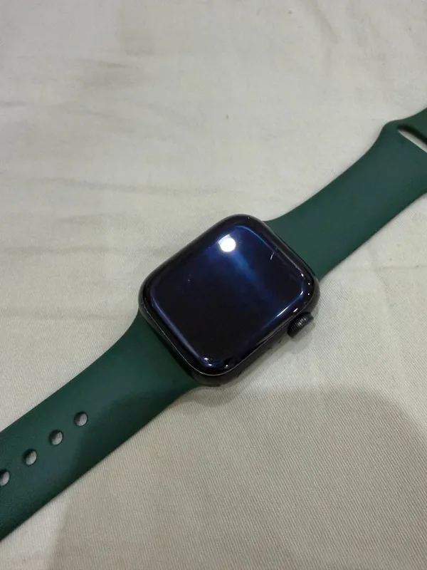 Apple Watch 7 41mm GPS WiFi 3 Apple Watch 7 41mm GPS WiFi 3