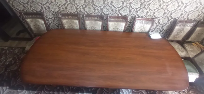 Стол со стульями 2