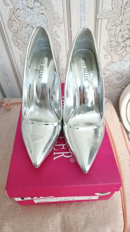 новые туфли Miss Miller 1 новые туфли Miss Miller 1