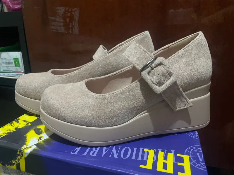 Туфли женские