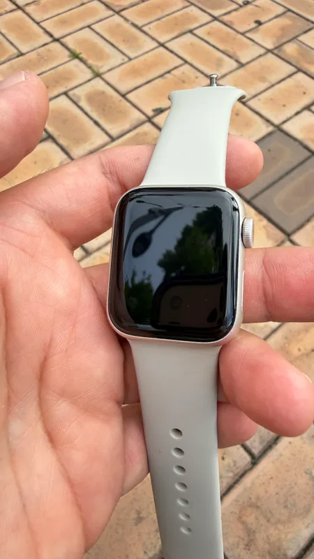 Apple watch se2 — фото 2