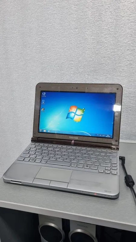 Toshiba notbuk sotiladi arzon