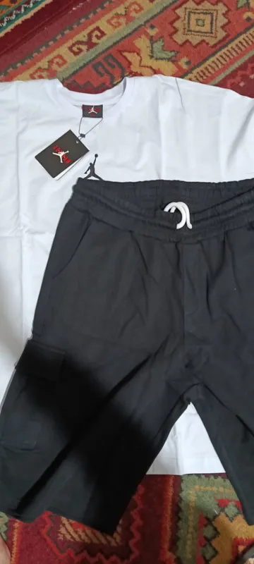futbolka + shorti 1 futbolka + shorti 1
