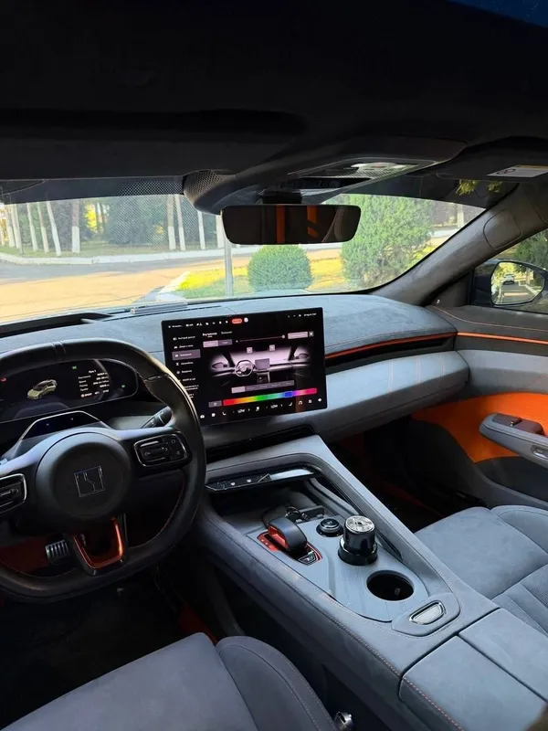 Zeekr 001 z sport full — фото 2