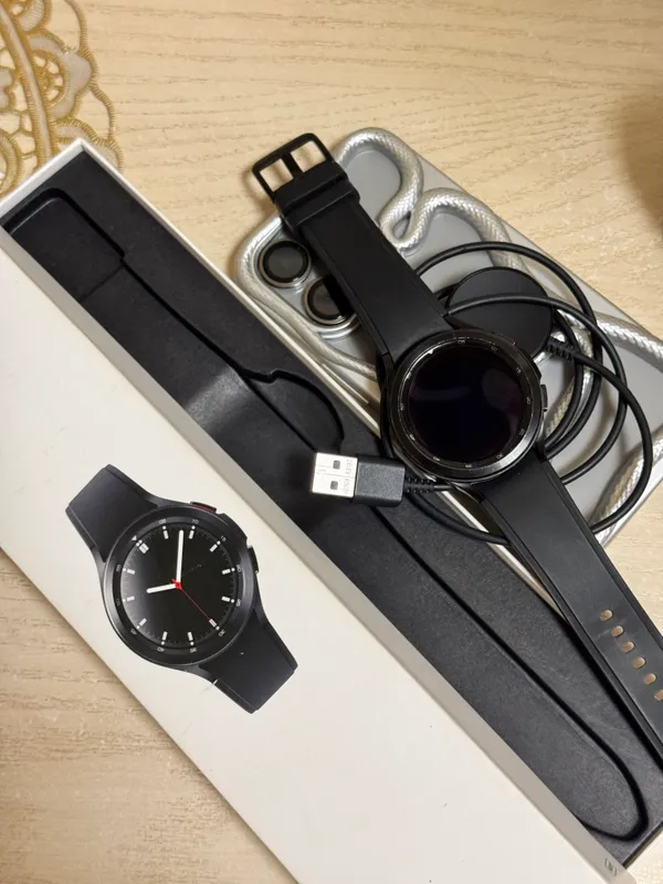 Galaxy watch4 classic сотилади б/у