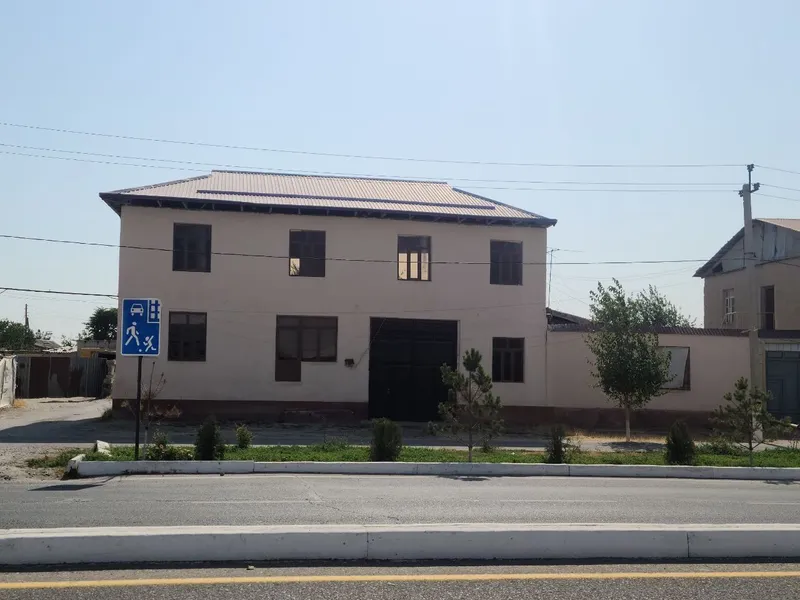 Navoiy shahridan Hovli sotiladi 1 Navoiy shahridan Hovli sotiladi 1