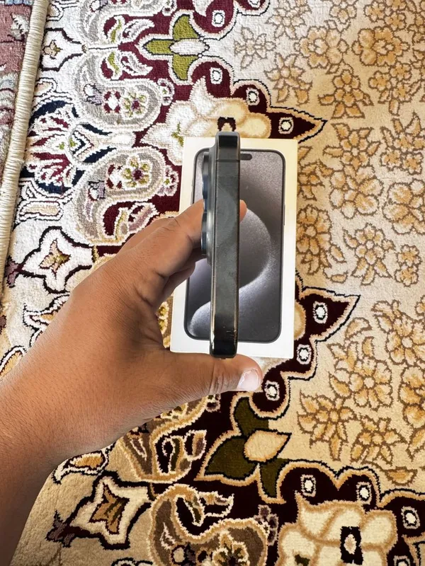 Iphone 15 pro max 5