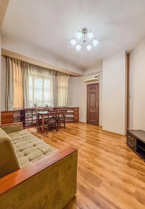 Parkentskiy 3