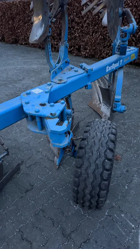 Lemken Europal 7 Case Puma, John Deere, Claas Arion tortadi — фото 7
