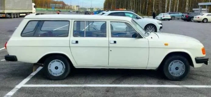 Волга Volga GAZ 31 7-местная 1995г