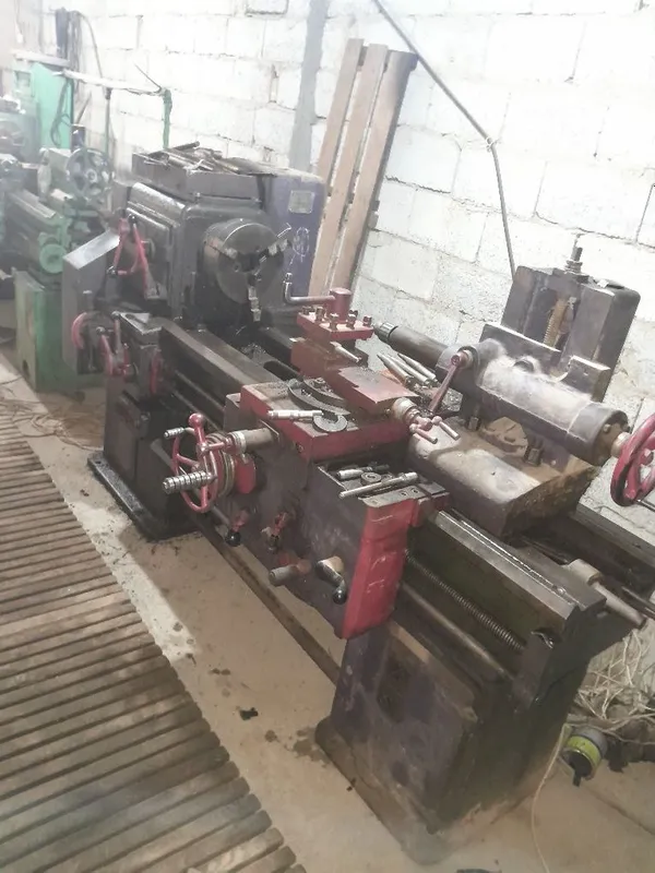 Tokrni stanok E 95 2 Tokrni stanok E 95 2