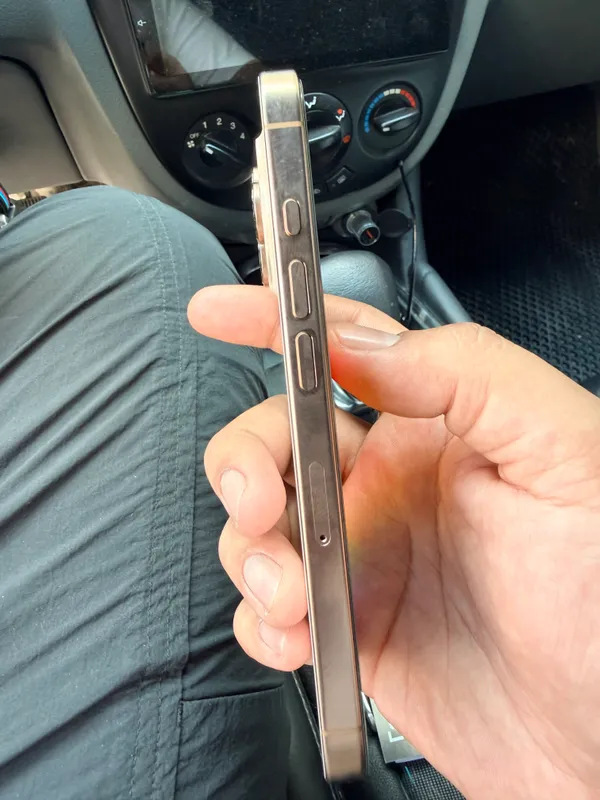 Iphone 16 pro roseGold 256g 4