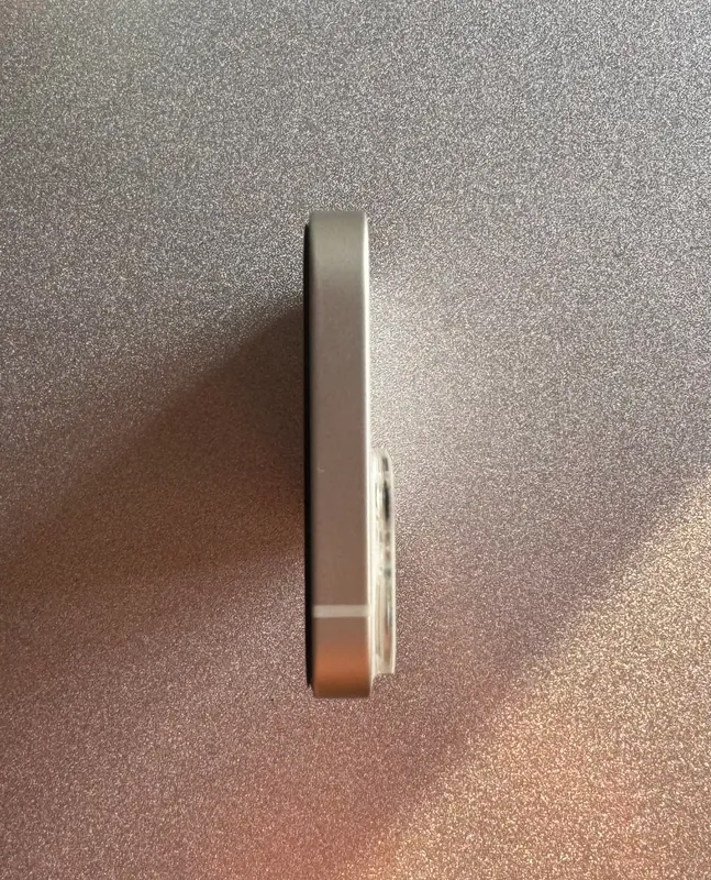 IPhone 13 mini 256 ГБ, аккумулятор 100% 5