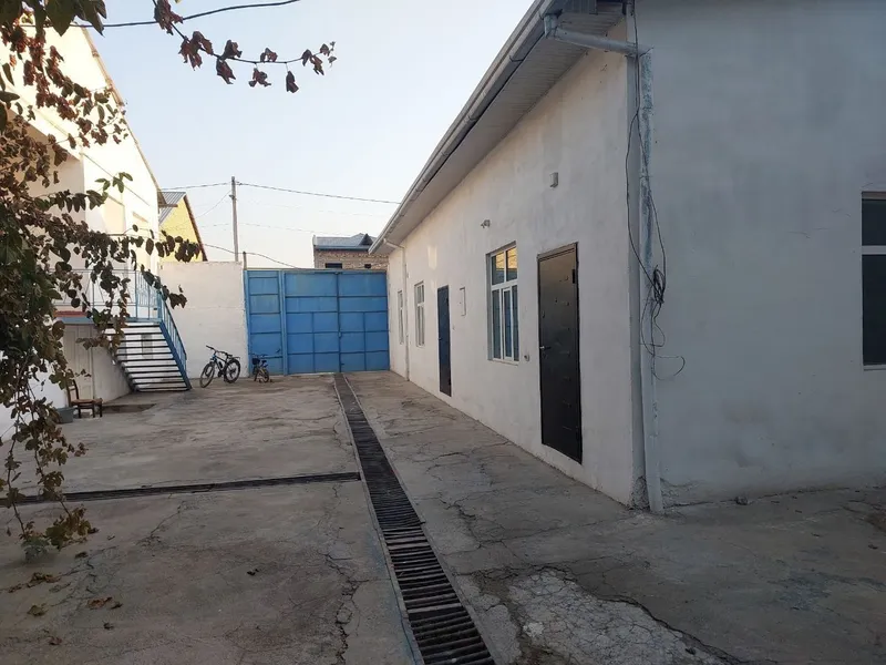 Hovli ijaraga beriladi. 1 Hovli ijaraga beriladi. 1