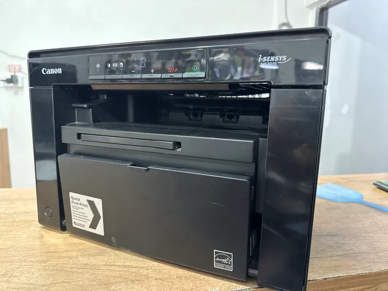 Принтер Canon MF3010 продаётся 1 Принтер Canon MF3010 продаётся 1